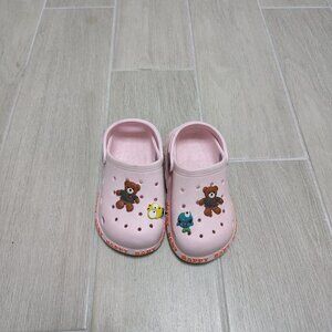 NWT Super Cute PINK Teddy Clogs Kids Unisex Slip-ons Sizes 12M to 7Yrs